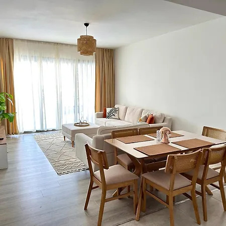 Bohemian Penthouse In Alsancak, Close To Merit *
