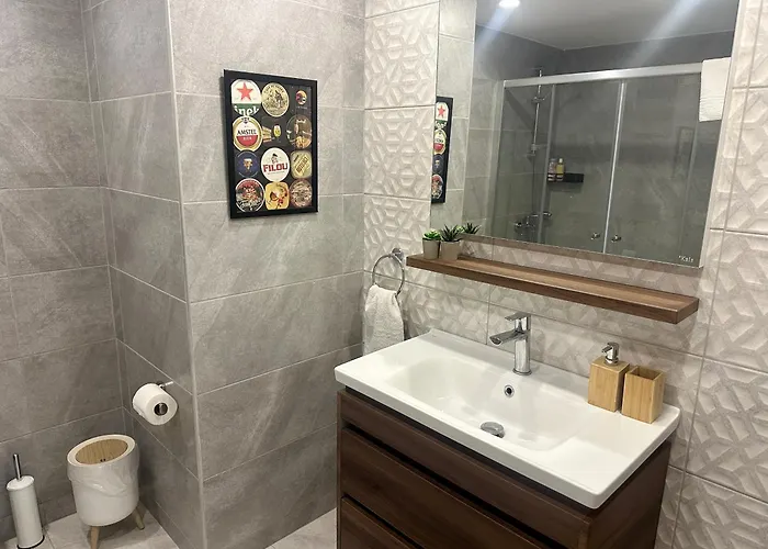 Lägenhet Bohemian Penthouse In Alsancak, Close To Merit *