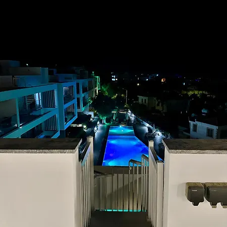 Bohemian Penthouse In Alsancak, Close To Merit Kyrenia (Northern Cyprus)