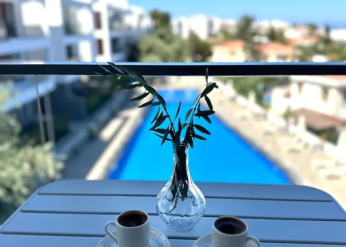 شقة Bohemian Penthouse In Alsancak, Close To Merit *