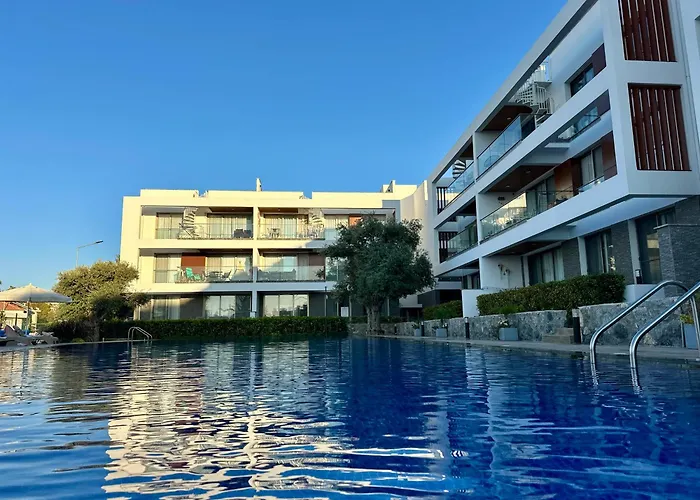 Bohemian Penthouse In Alsancak, Close To Merit *