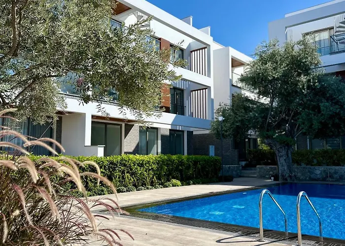 شقة Bohemian Penthouse In Alsancak, Close To Merit كيرينيا