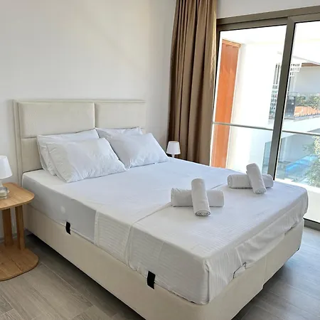 Bohemian Penthouse In Alsancak, Close To Merit Kyrenia (Northern Cyprus)